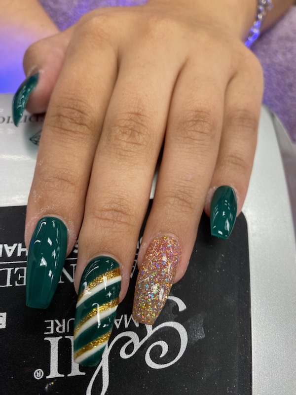 DaVi Nails Salon and Spa nail photo 4
